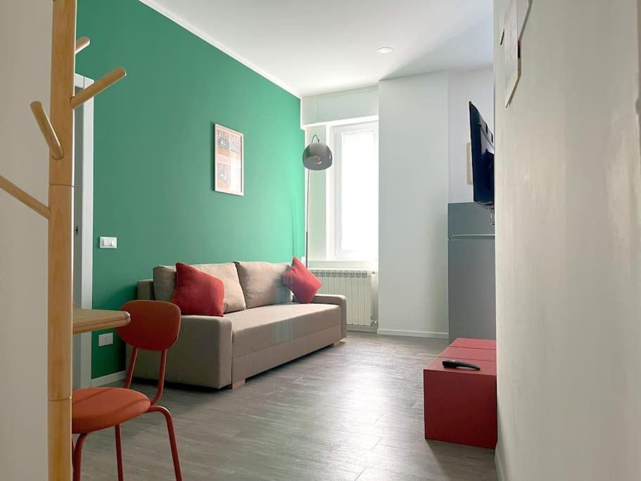 Delfico Cozy Milán